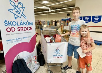 Sbírka Školákům od srdce pomohla vybrat školní pomůcky